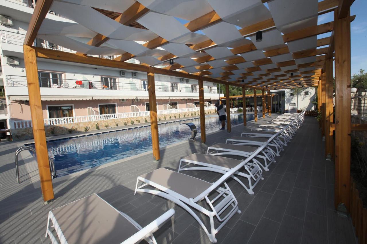 Hotel Riviera Borsh Ngoại thất bức ảnh