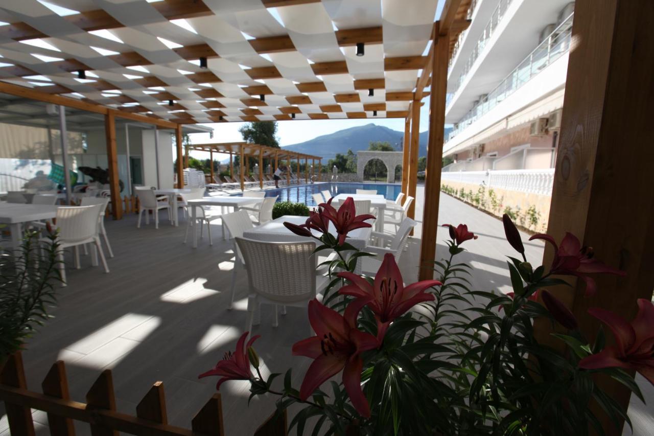 Hotel Riviera Borsh Ngoại thất bức ảnh