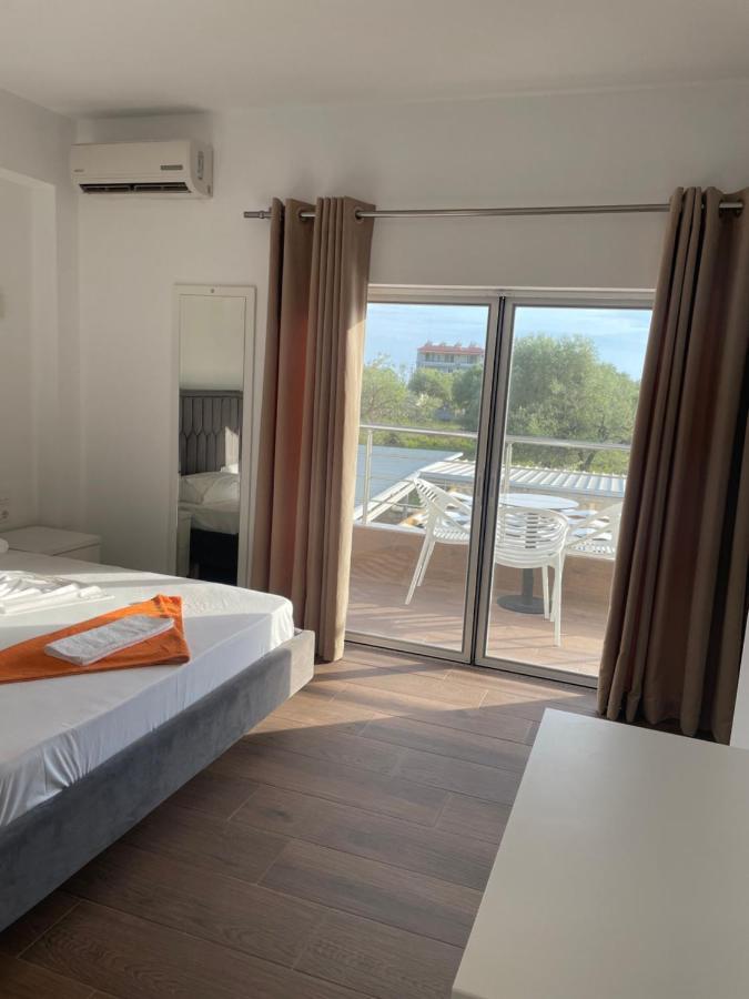 Hotel Riviera Borsh Ngoại thất bức ảnh
