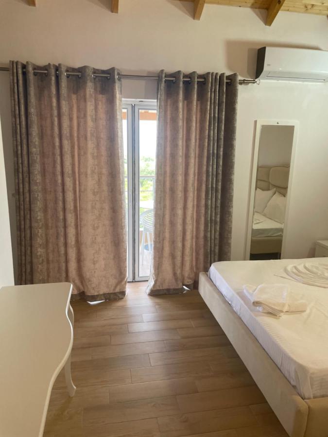 Hotel Riviera Borsh Ngoại thất bức ảnh
